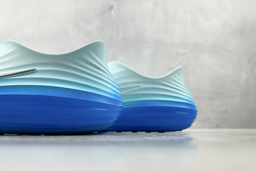 Nike ReactX Rejuven8 Glacier Blue