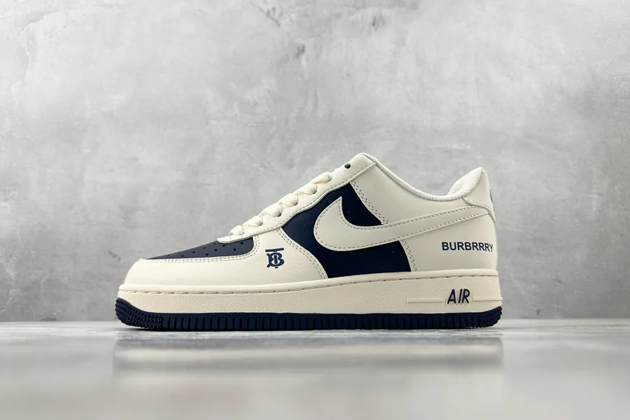 Nike Air Force 107 x Burberry Collaboration White Black