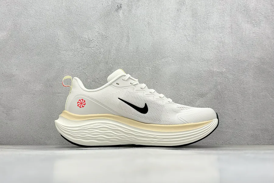 Nike Air Zoom Structure 26th Generation Breathable Mesh Running Shoes