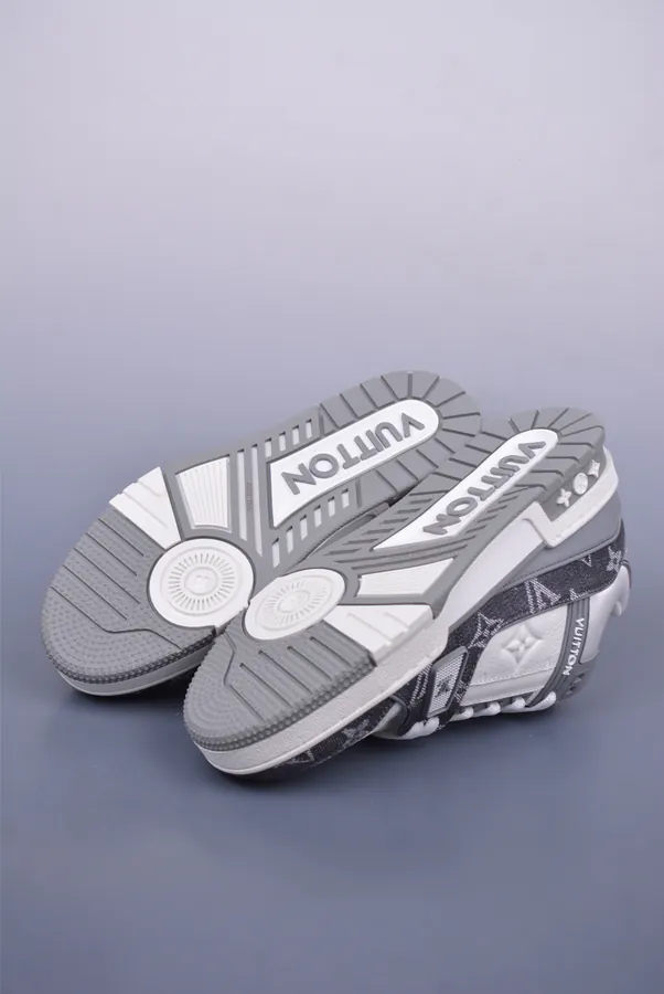 Louis Vuitton Trainer Sneaker Low