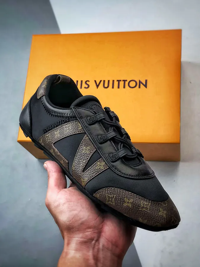 LV Sneakerina Leather Trainer
