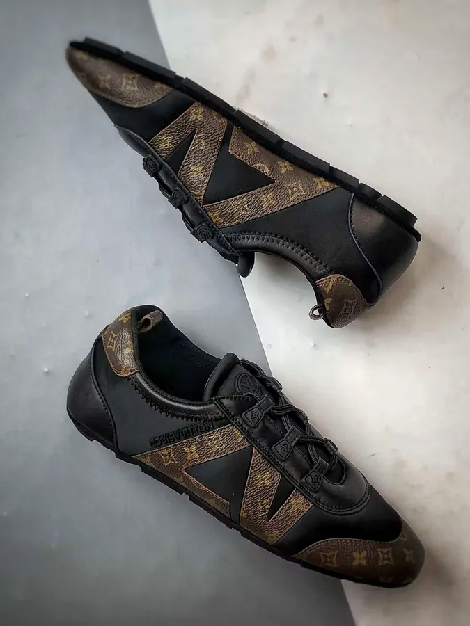 LV Sneakerina Leather Trainer
