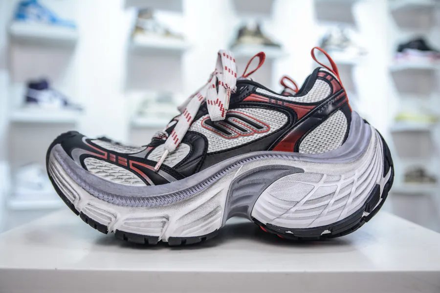 BALENCIAGA 10XL Sneakers Vintage Style Dad Shoes