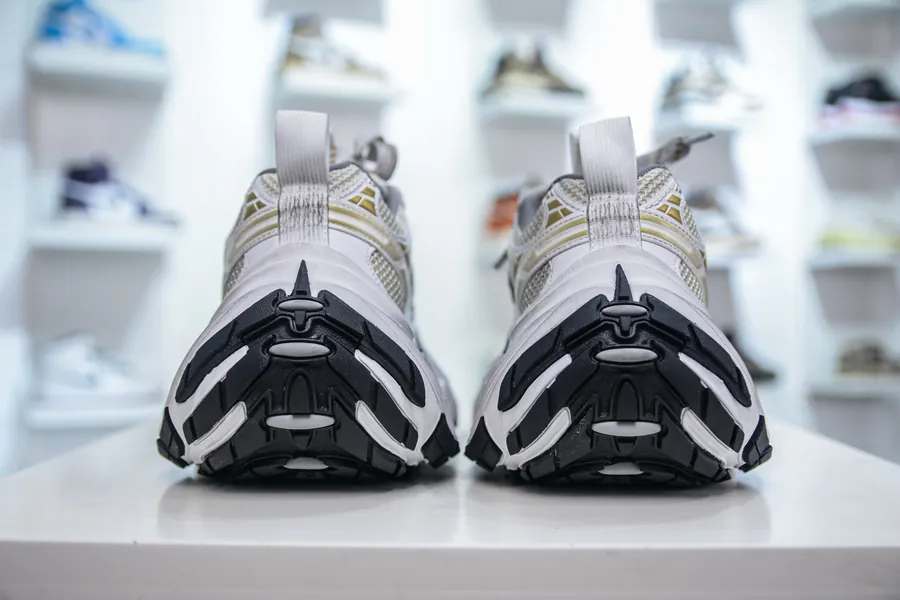 BALENCIAGA 10XL Sneakers Vintage Style