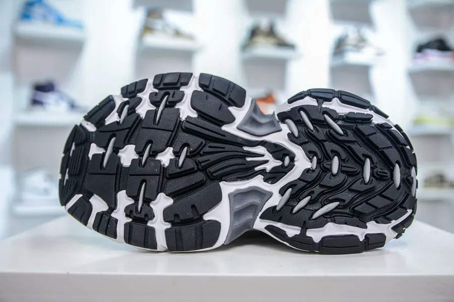 BALENCIAGA 10XL Sneakers Vintage Style