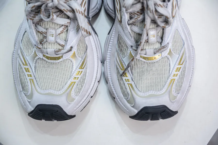 BALENCIAGA 10XL Sneakers Vintage Style