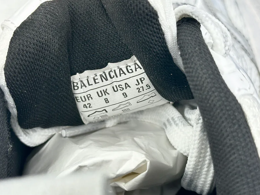 Balenciaga 10XL Bucket Bag