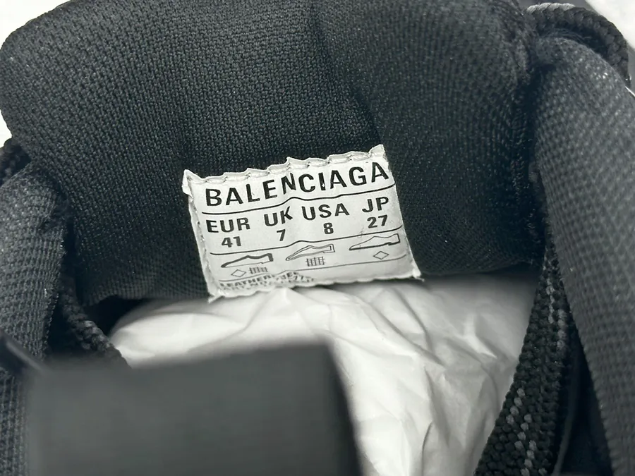 Balenciaga 10XL Bucket Bag Black