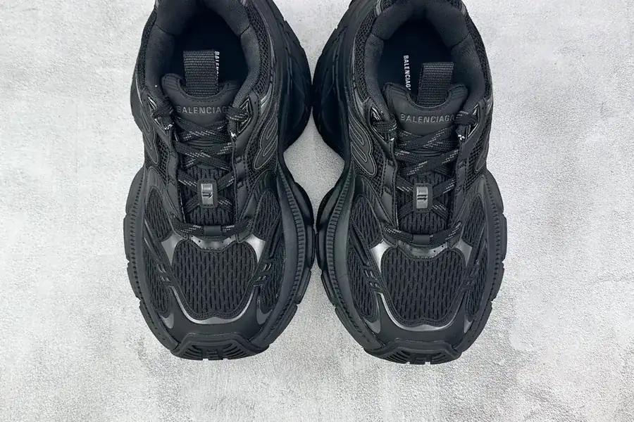 Balenciaga Paris 10XL Black