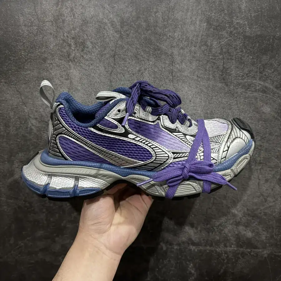 BALENCIAGA 3XL Sneakers