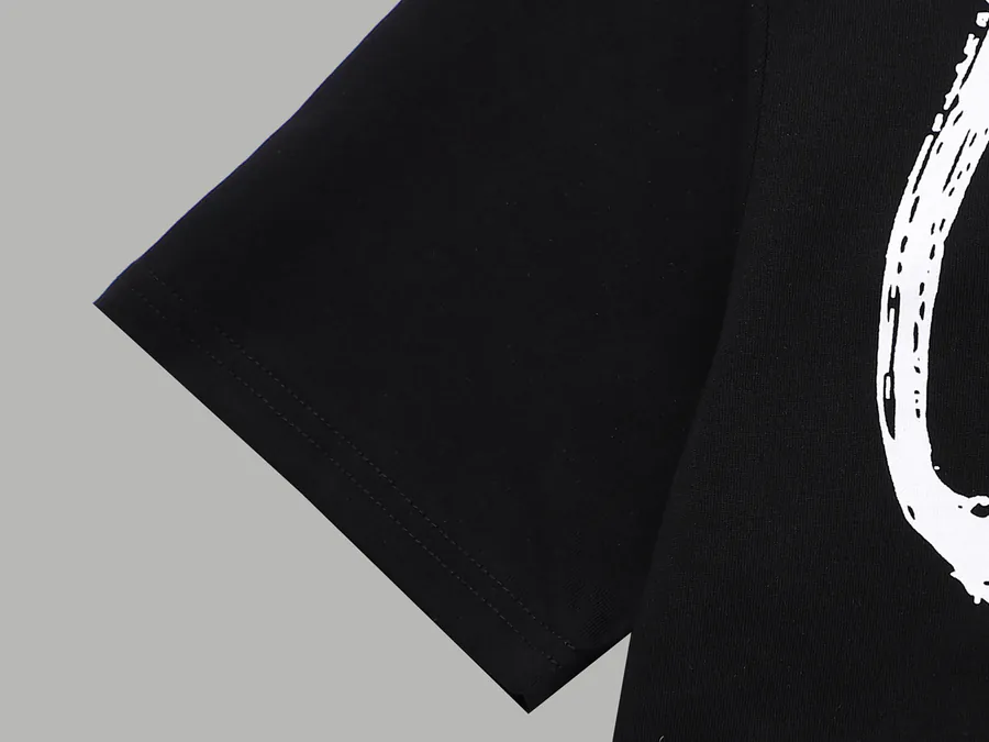 GIV GVC Embroidered T Shirt