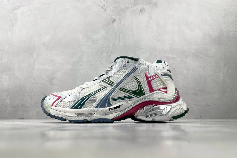 Balenciaga Paris Runner 2.0 Powder Green