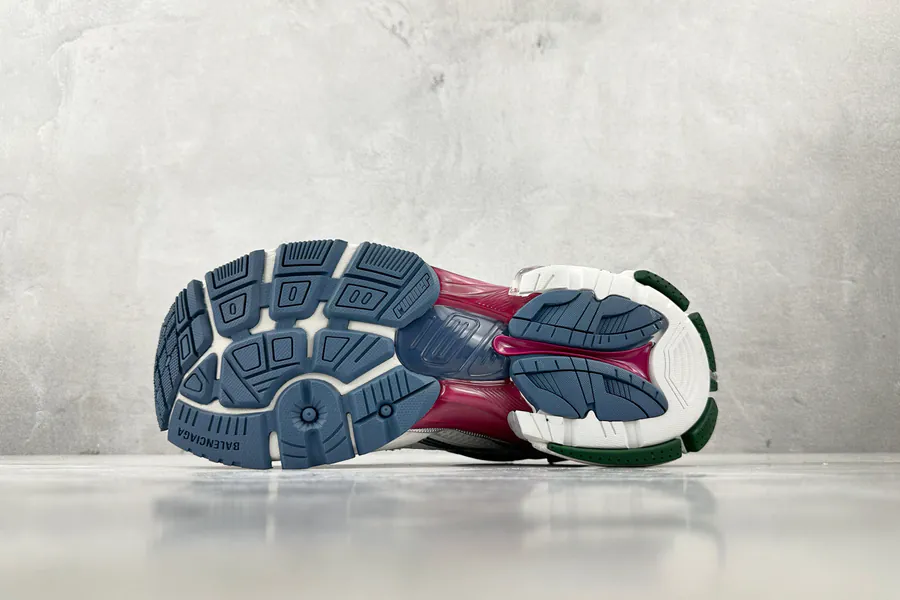 Balenciaga Paris Runner 2.0 Powder Green