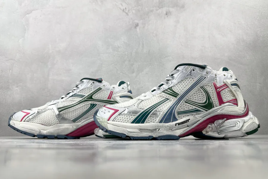 Balenciaga Paris Runner 2.0 Powder Green