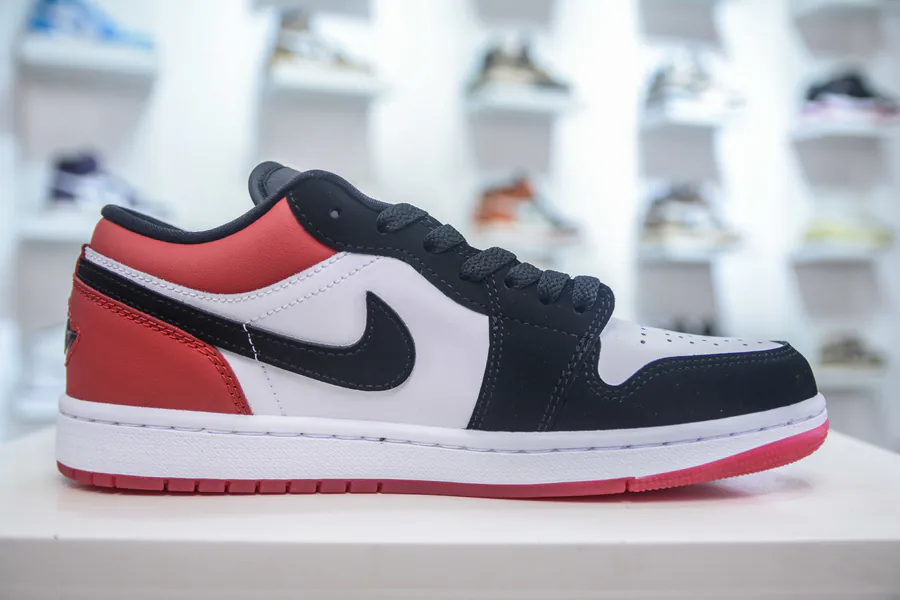 Air Jordan AJ1 Low Black Red Black Toe