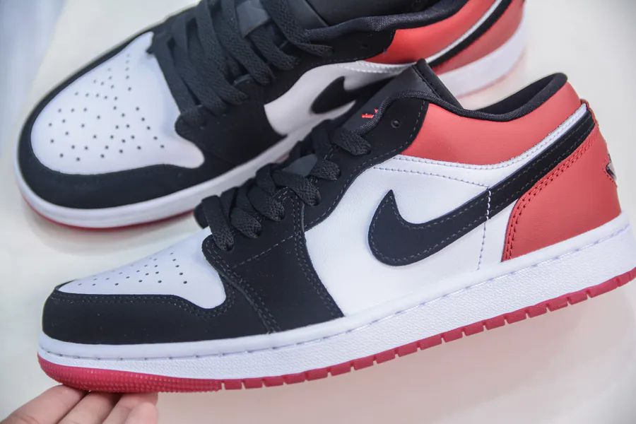 Air Jordan AJ1 Low Black Red Black Toe