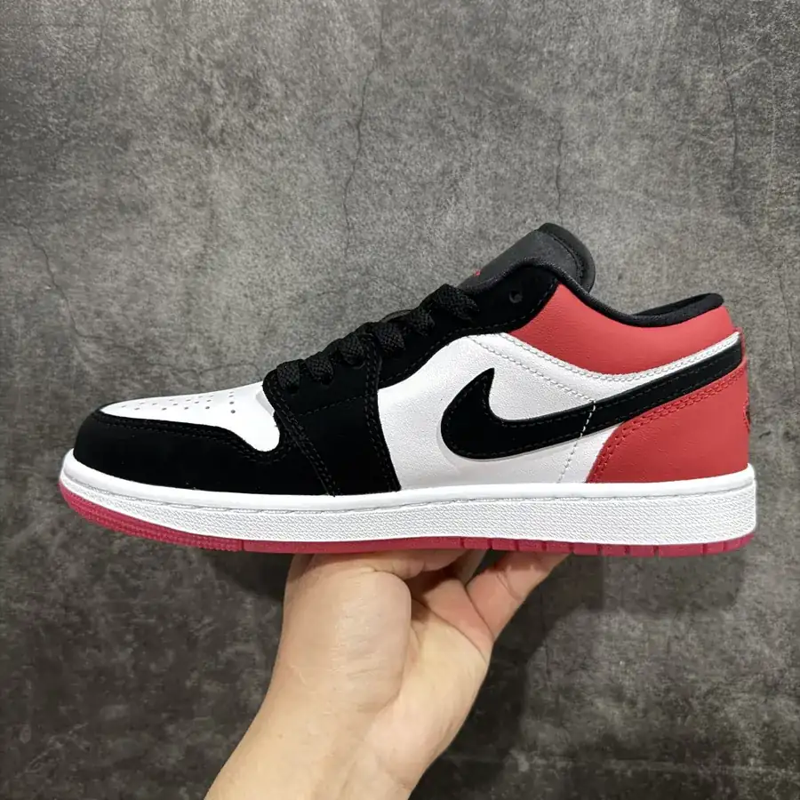 Air Jordan AJ1 Low New Black and Red Toe, Black Toe, IB8971 106