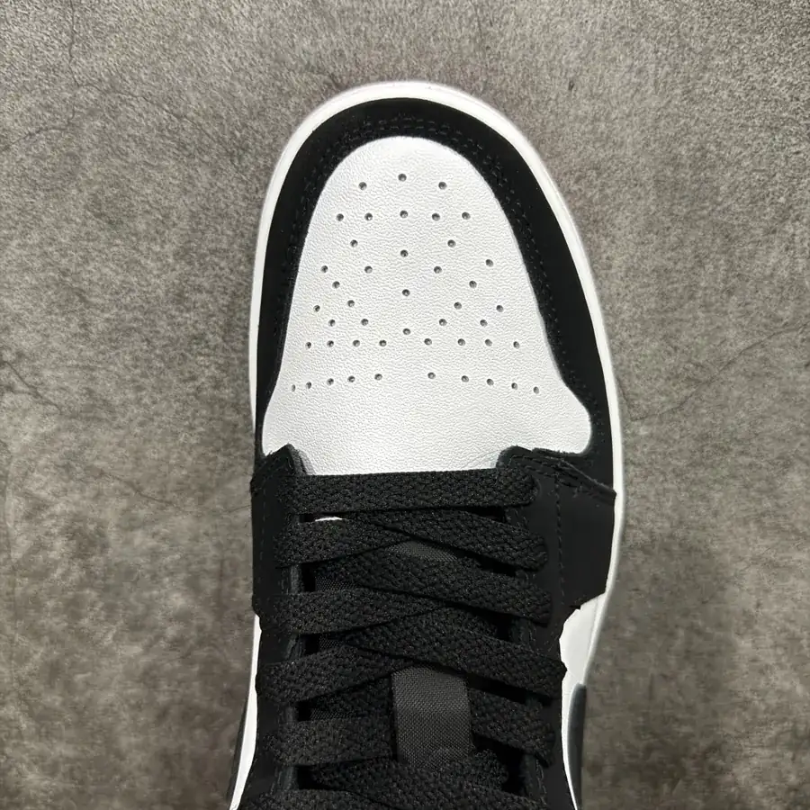 Air Jordan AJ1 Low New Black and Red Toe, Black Toe, IB8971 106