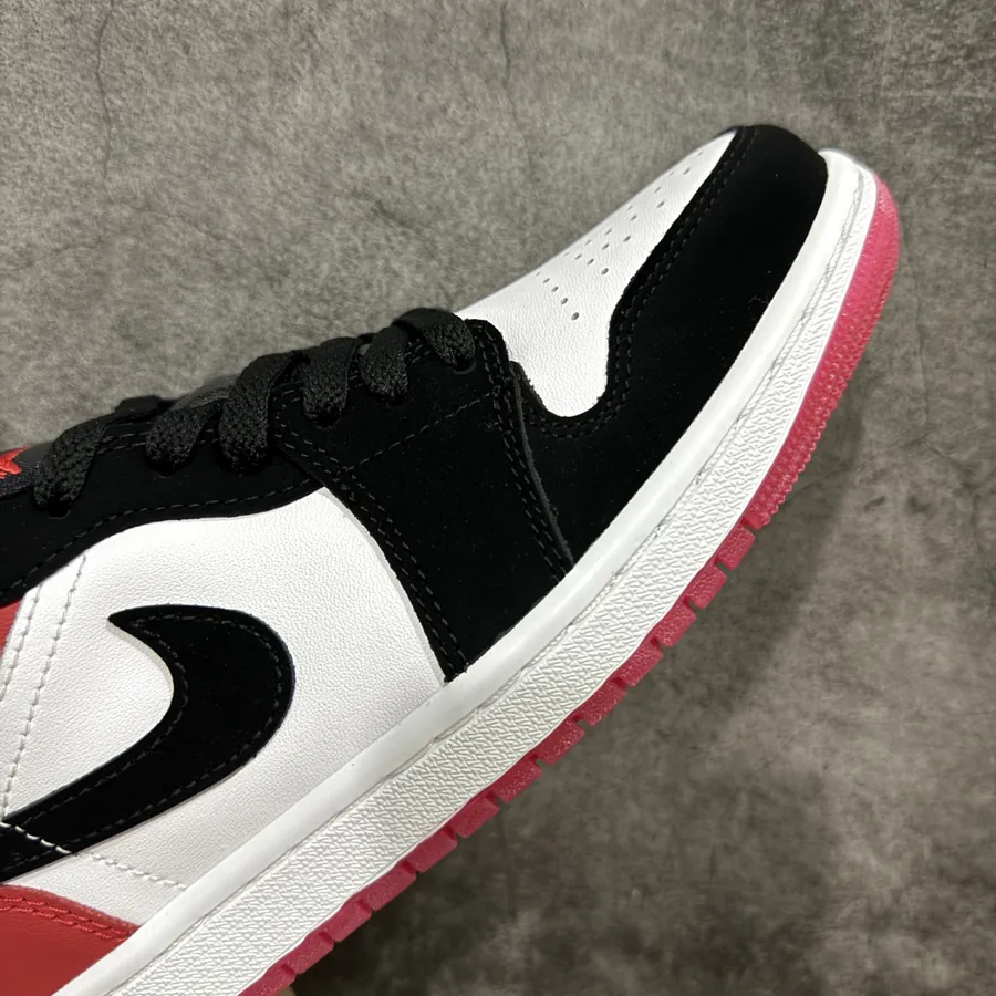 Air Jordan AJ1 Low New Black and Red Toe, Black Toe, IB8971 106