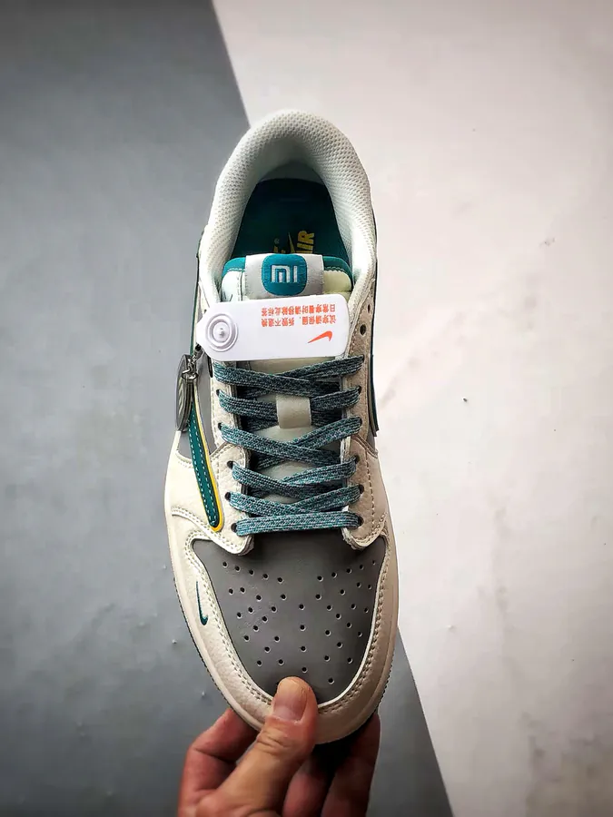 Air Jordan 1 Low OG Premium Custom Edition