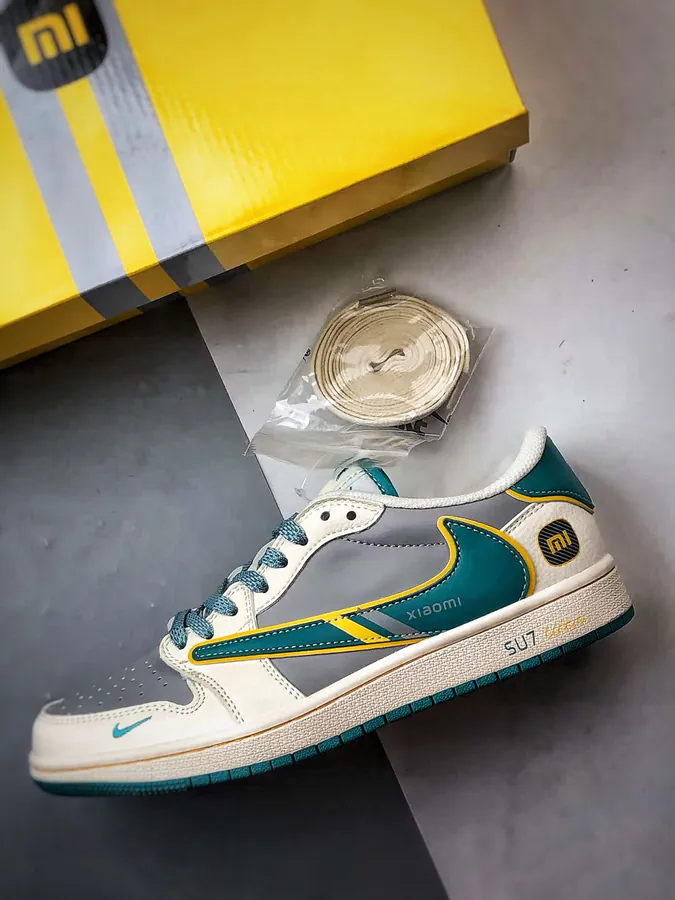Air Jordan 1 Low OG Premium Custom Edition