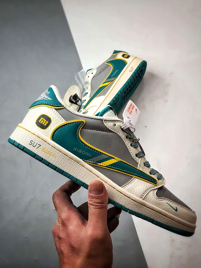 Air Jordan 1 Low OG Premium Custom Edition