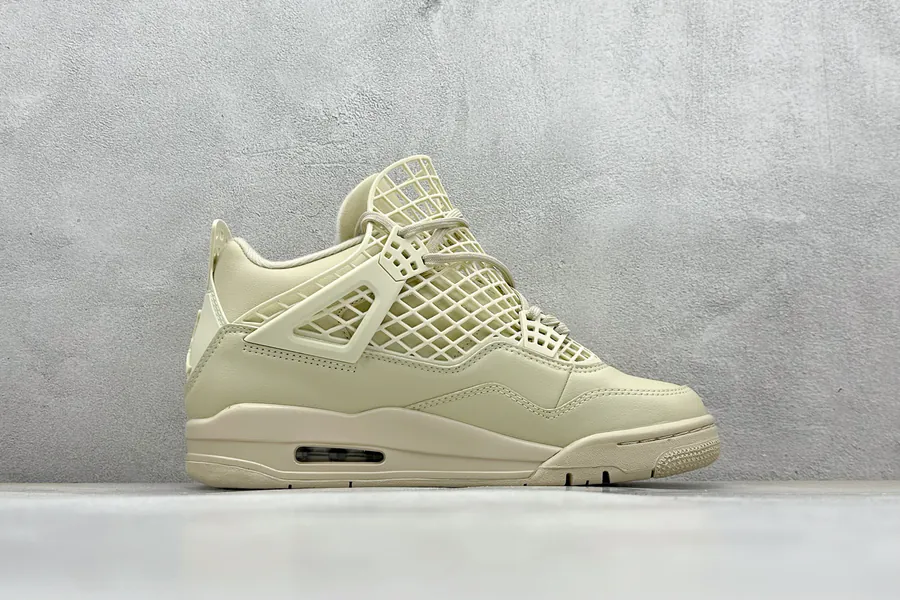 Air Jordan AJ4 Retro Classic Fit, Grid Detail