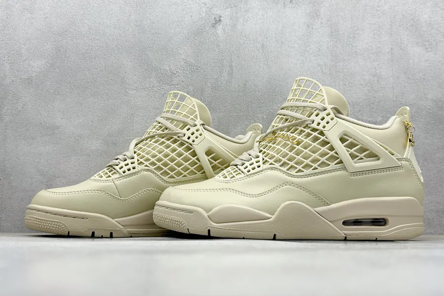 Air Jordan AJ4 Retro Classic Fit, Grid Detail