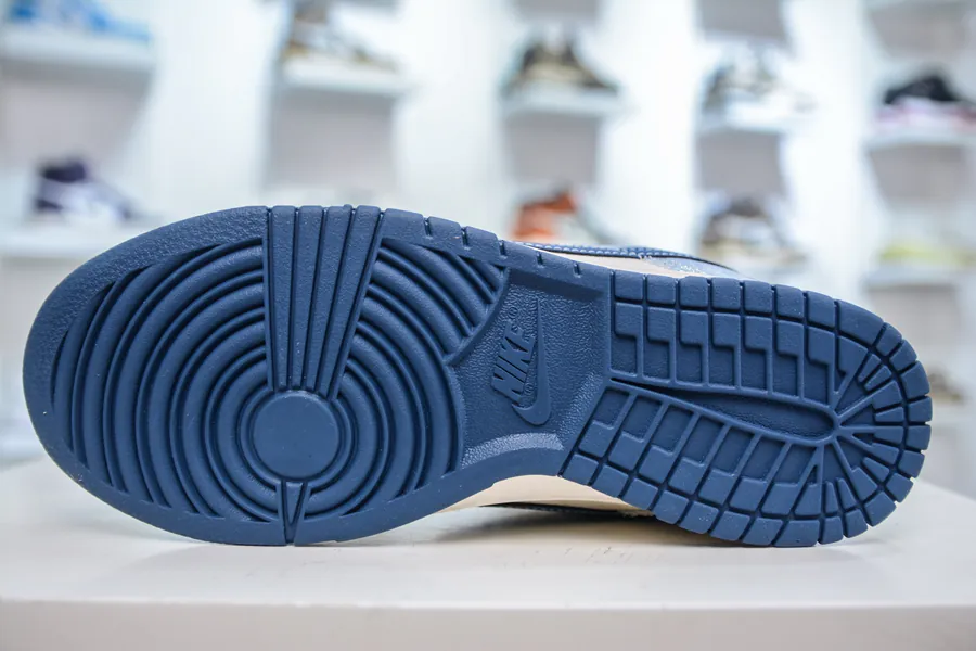 SB Dunk Low x Louis Vuitton Collaboration Denim Night Blue