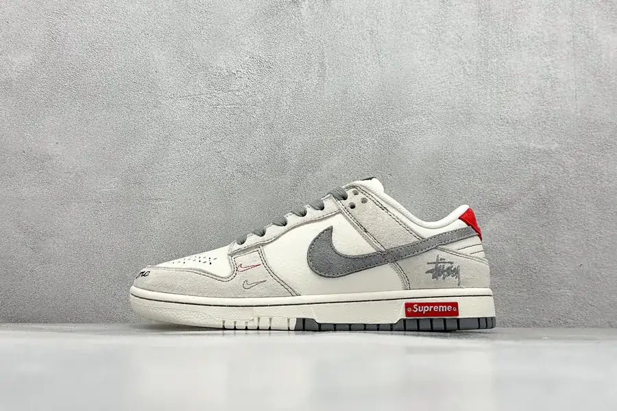 SB Dunk Low x 米灰红双小钩