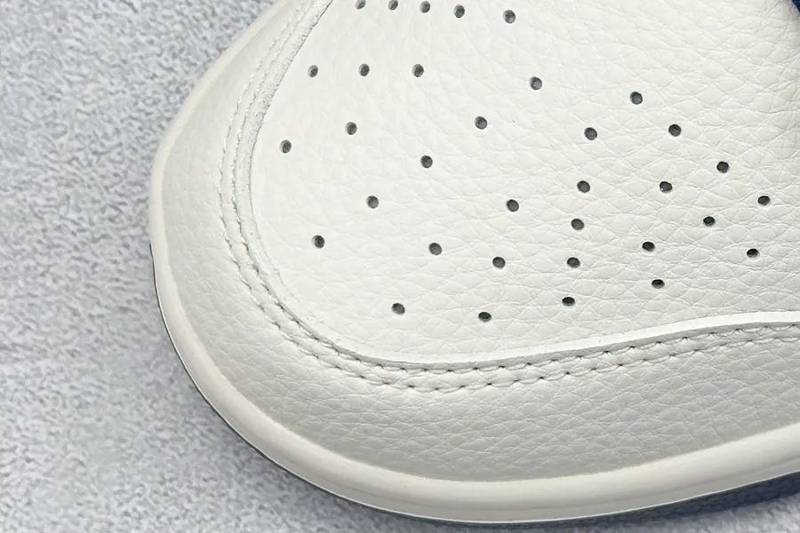 OG Version Nike SB Dunk Low x Louis Vuitton White Blue