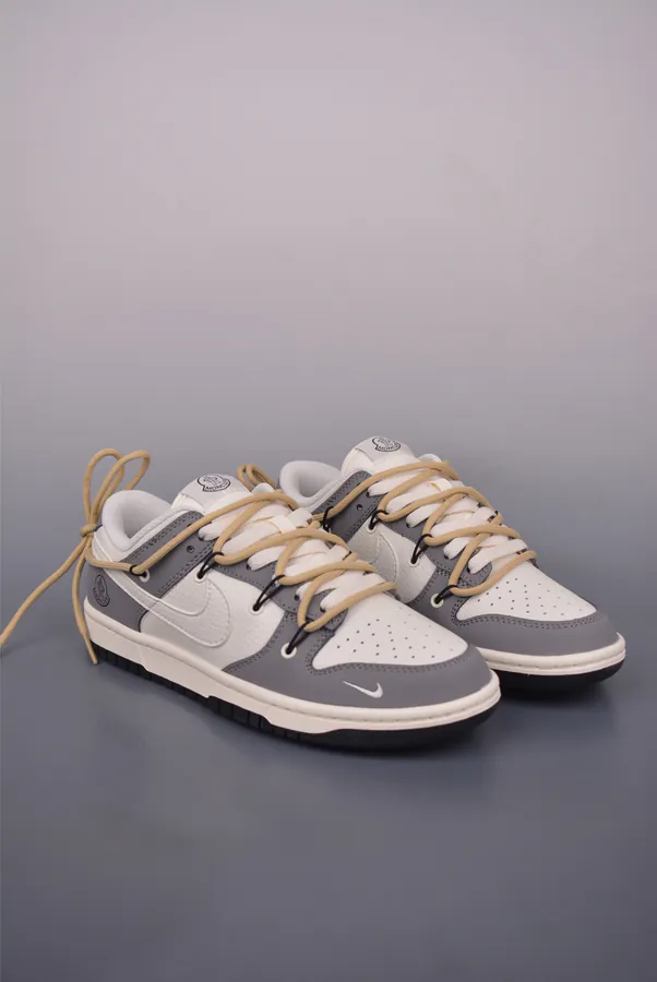Nike SB Dunk Low Mont Blanc Collaboration