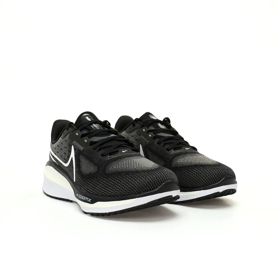 Nike Vomero 17 Lightweight Cushioning Running Shoes
