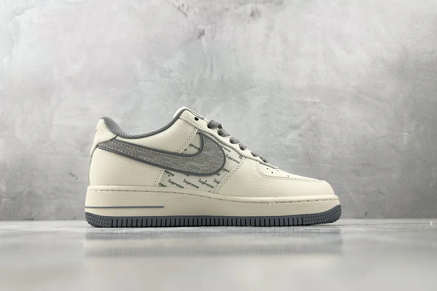 Nike Air Force 107 Supreme Collaboration