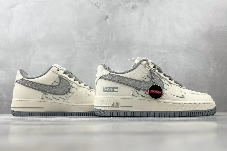 Nike Air Force 107 Supreme Collaboration