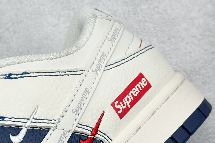 Nike SB Dunk Low x Supreme White Blue Triple Swoosh