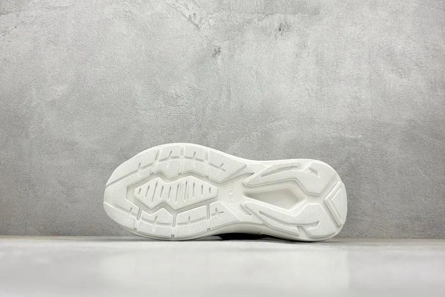 Oudbust Th Low Sneakers Men's Fashion