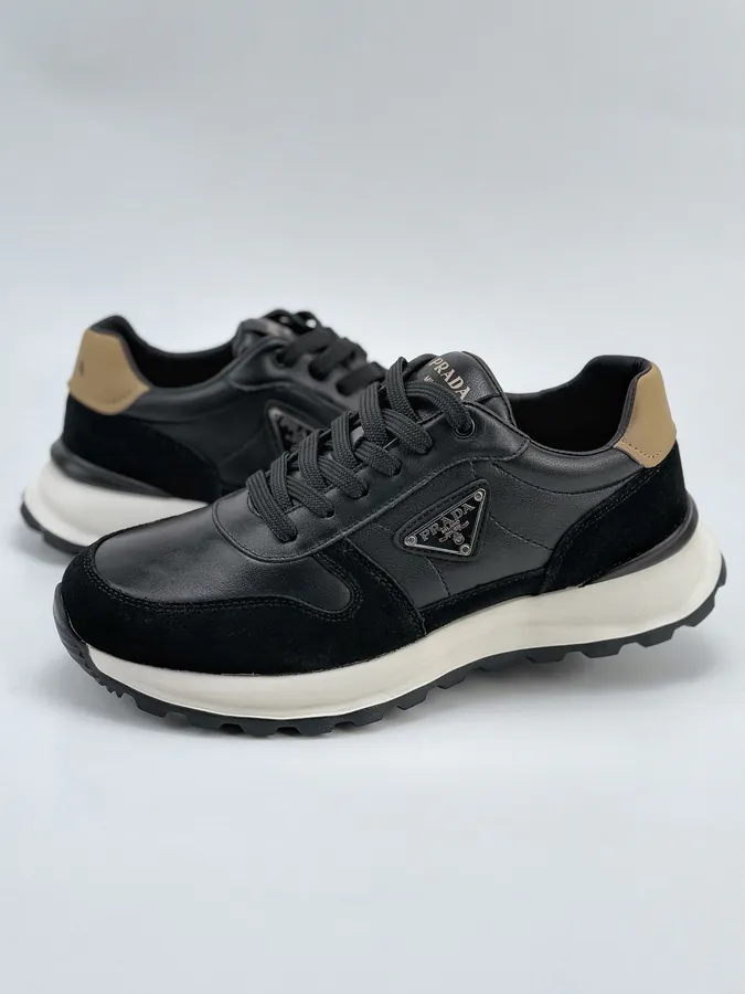 Oudbust Th Low Sneakers Men's Fashion Sneaker with Sculptural Design