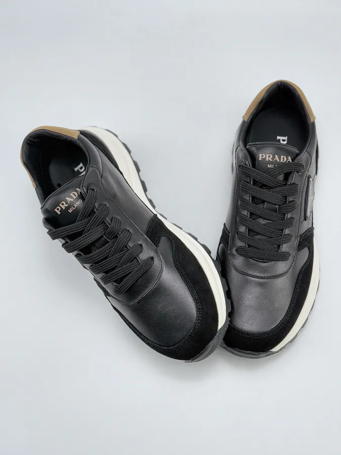 Oudbust Th Low Sneakers Men's Fashion Sneaker with Sculptural Design