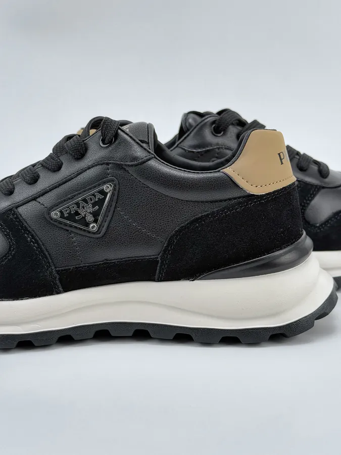 Oudbust Th Low Sneakers Men's Fashion Sneaker with Sculptural Design