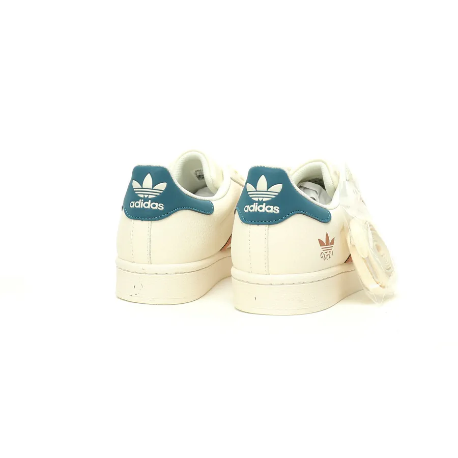 Esquisite Originals Superstar Bucket Bag