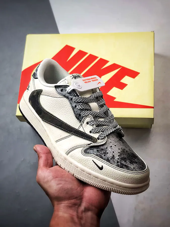 Stüssy Double Camo Air Jordan 1 Low OG