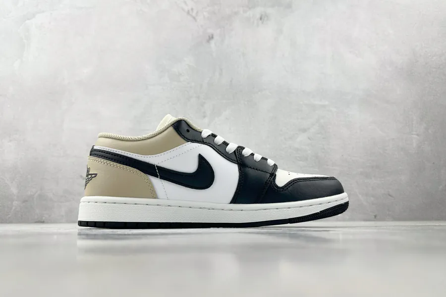 Jordan Air Jordan 1 White Black