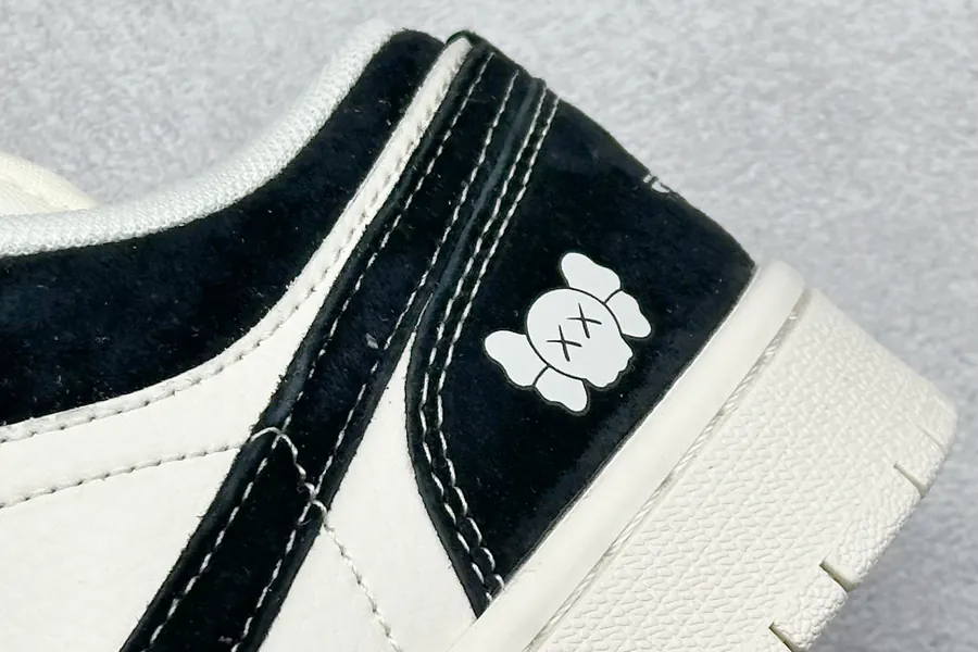 Air Jordan 1 Low Custom Box Edition