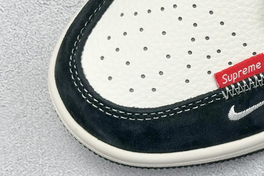 Air Jordan 1 Retro Low Snake Year Limited Edition