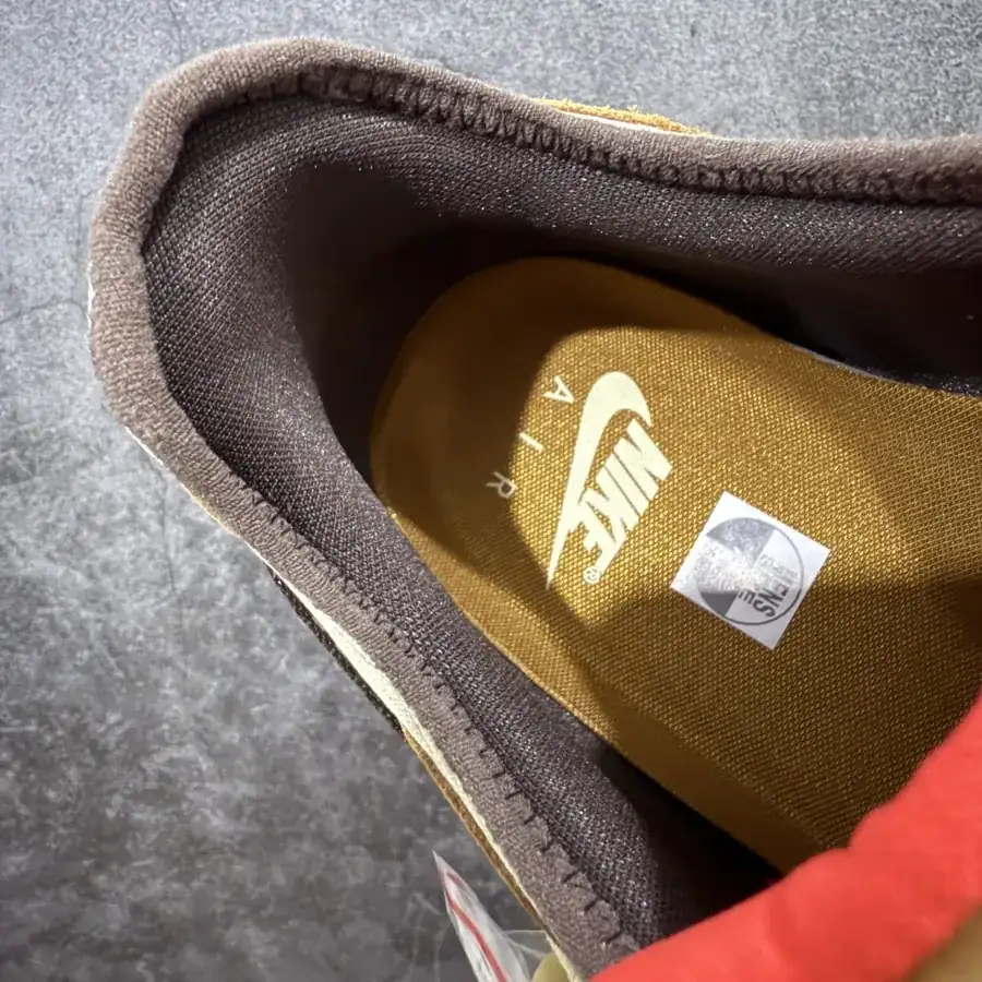 Travis Scott x Nike Air Max 1 TS Retro Sneaker