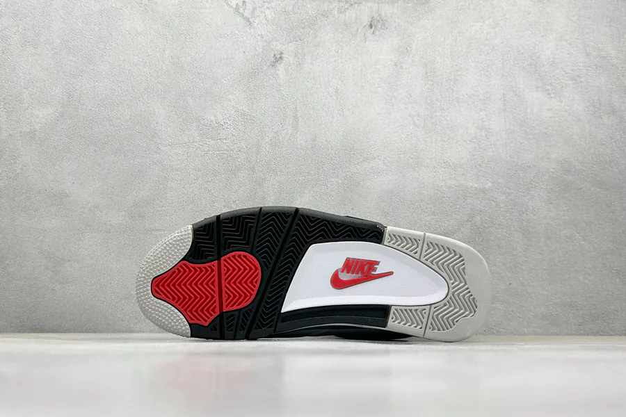 Air Jordan AJ4 Retro White Cement