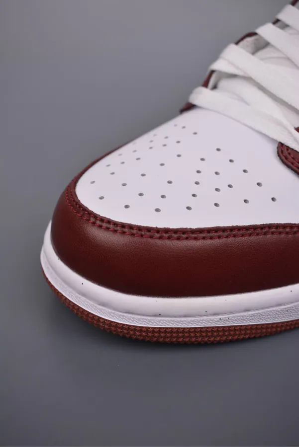 AJ1 Original Low Sneaker in White Red Black