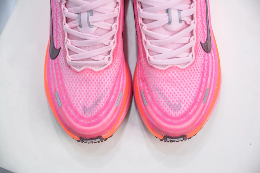 Nike Air Zoom Vomero PLUS Premium Running Shoes