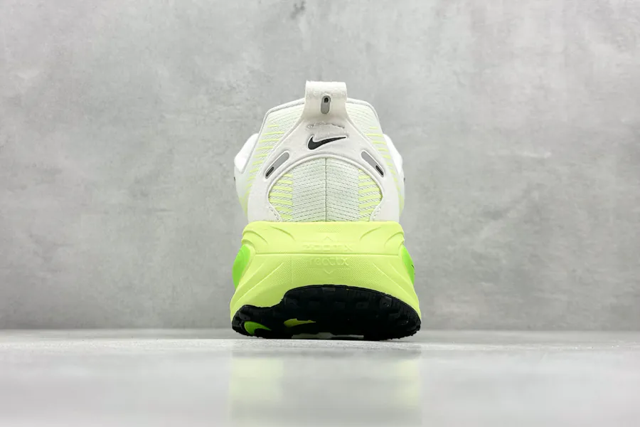 Nike Air Zoom Vomero 18 Comfortable Shock Absorption and Anti Slip Running Shoes